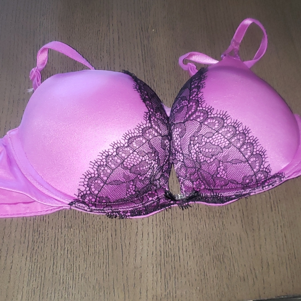 Brand New Victoria Secret Bra!